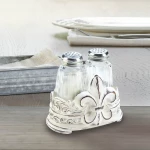 Fleur-De-Lis Shaker Set
