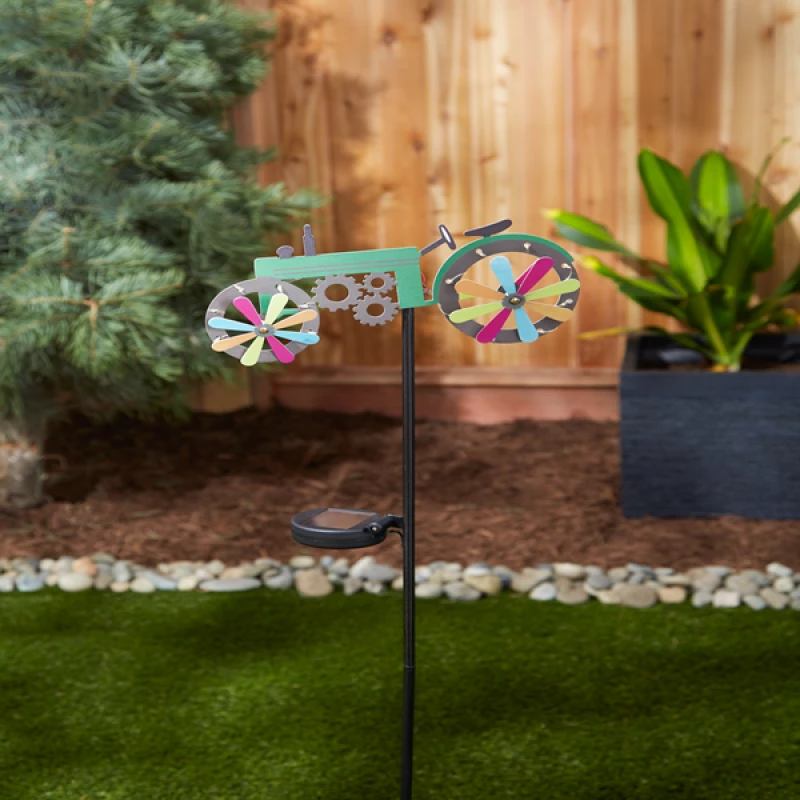 Tractor Solar Stake